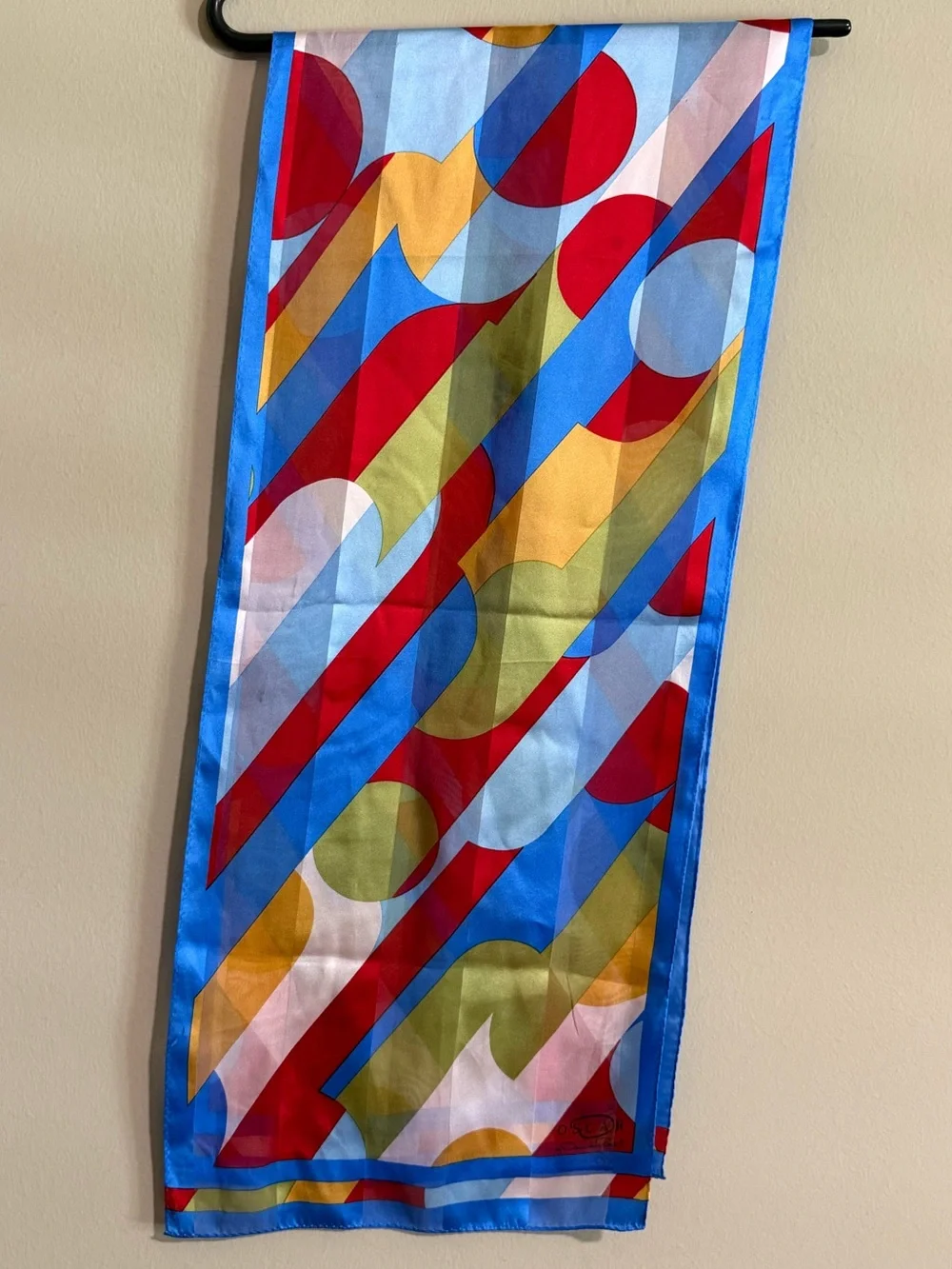 Oscar by Oscar de la Renta Abstract Geometric Oblong Scarf
